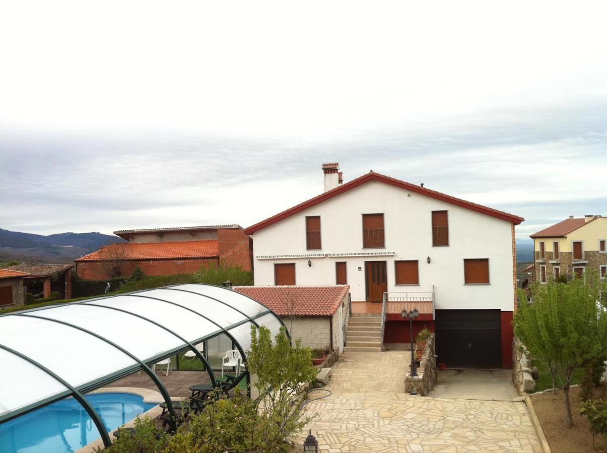 Refugio La Covatilla I,Ii,Iii Y IV La Hoya Екстериор снимка